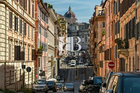 Cedesi attivita'  Hotel 3 stelle in zona Monti Colosseo