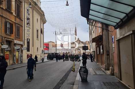 Locale commerciale in affitto, Centro Storico