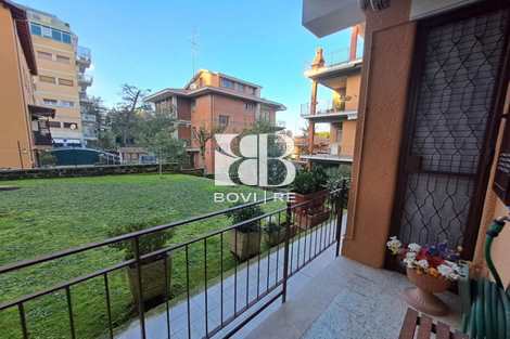 Appartamento in vendita, Cassia