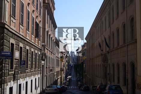 Hotel 3 stelle in zona Monti Colosseo in vendita